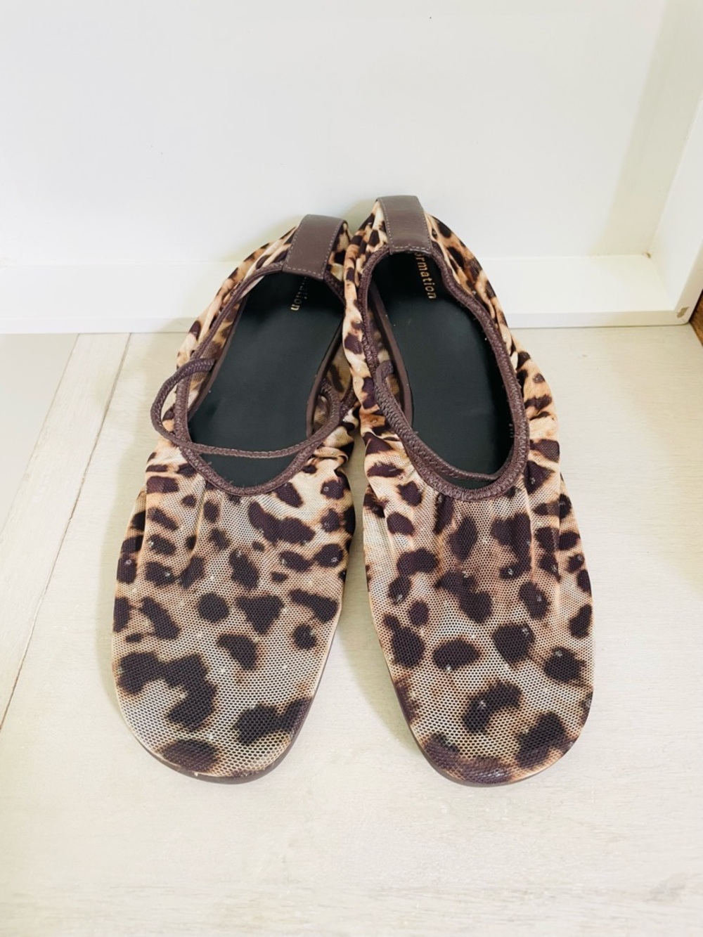 New Reformation brown leopard mesh ballet flats sz 8.5 - Picture 6 of 16